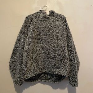 Hooded Sherpa pullover